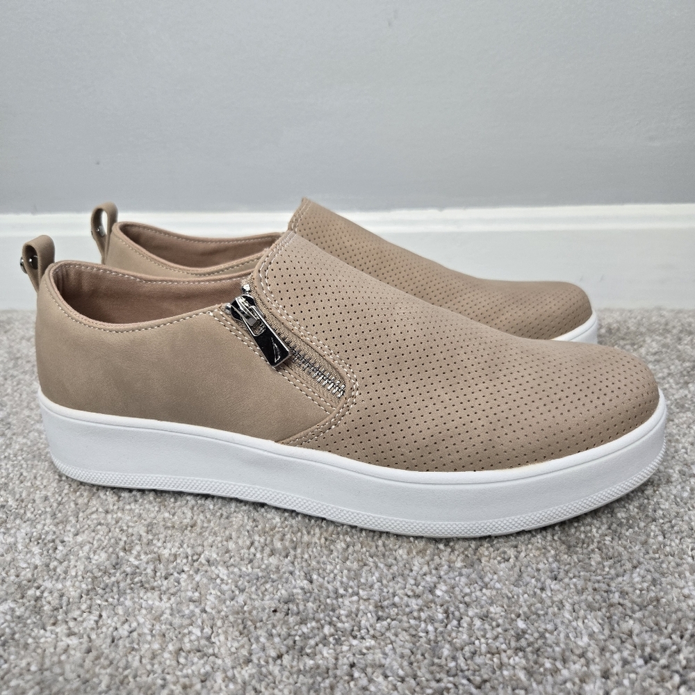Nautica Hacienda Taupe/Tan Slip-On Casual Women's Sneakers Size 10